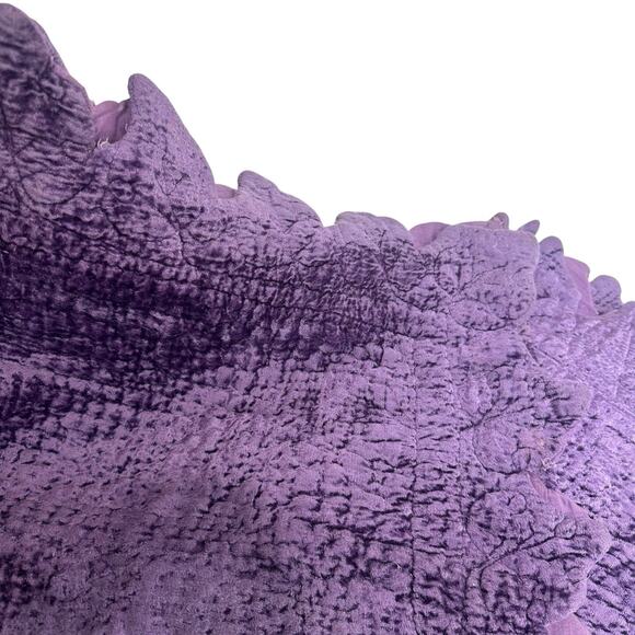 soft surroundings purple crushed velvet wavey edge Quilted throw blanket - Picture 5 of 13